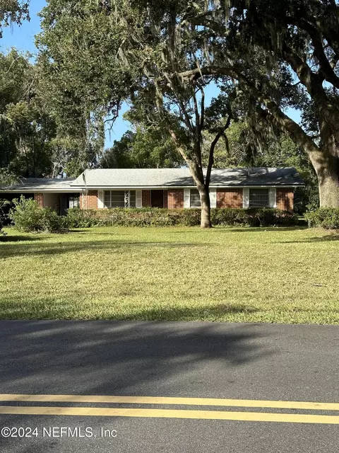 1861 NW Clinch Dr, Fernandina Beach, FL 32034