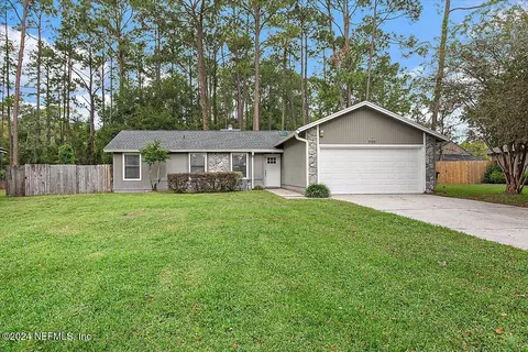 3709 Indian Princess Rd N, Jacksonville, FL 32257