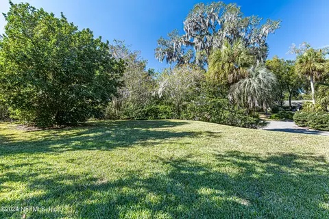 2620 Foxwood Rd S, Orange Park, FL 32073