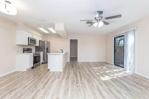 5651 Marathon Pkwy, Jacksonville, FL 32244