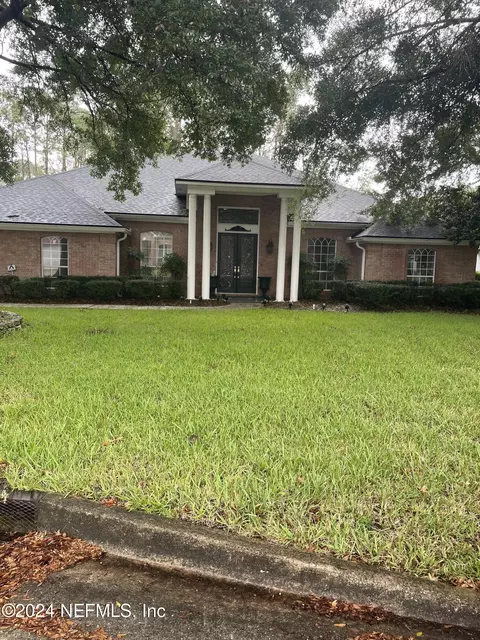 10447 Hunters Creek Ct, Jacksonville, FL 32256