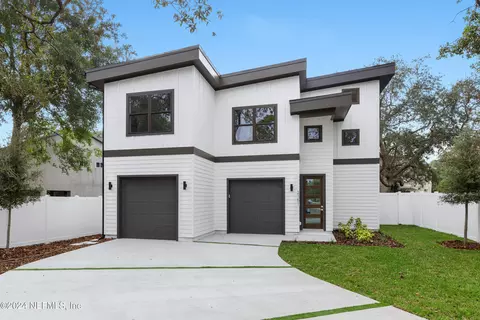 2151 Kings Circle Cir S, Neptune Beach, FL 32266