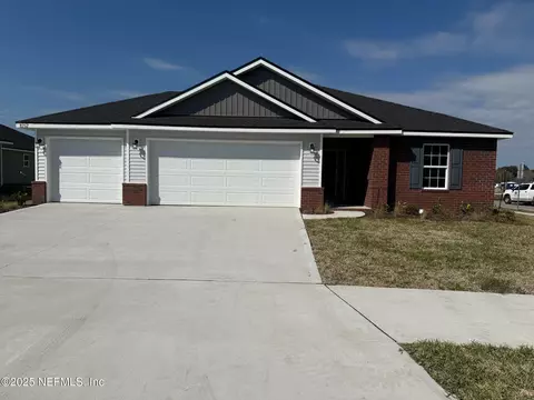 8262 Helmsley Blvd, Jacksonville, FL 32219