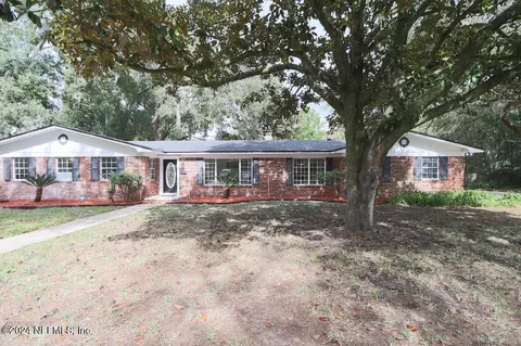 5477 Sanders Rd, Jacksonville, FL 32277