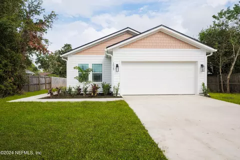 1025 Fleming St, Fleming Island, FL 32003