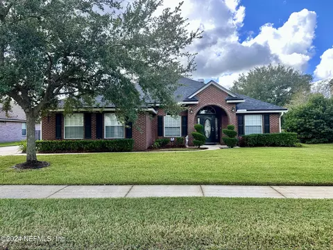 2553 Whispering Pines Dr, Orange Park, FL 32003