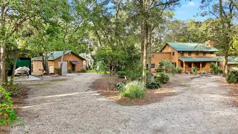 7816 Whispering Pines Ln, Glen Saint Mary, FL 32040