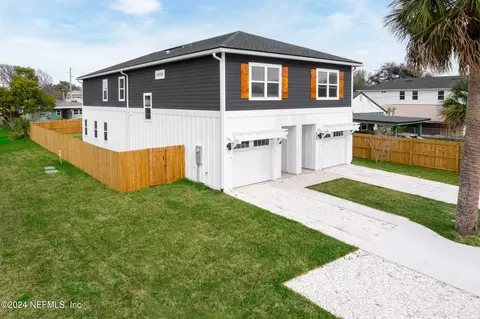 637 5th Ave S, Jacksonville Beach, FL 32250