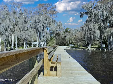 136 Helen Ave, Georgetown, FL 32139 photo 18