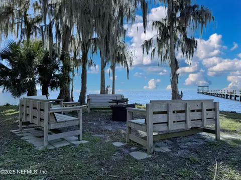 136 Helen Ave, Georgetown, FL 32139 photo 19