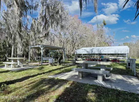 136 Helen Ave, Georgetown, FL 32139 photo 22