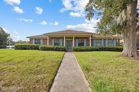 10374 Deerfoot Ln N, Jacksonville, FL 32257