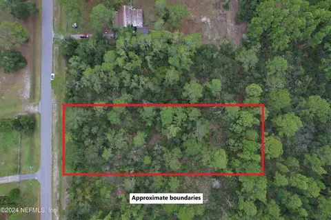 119 Whispering Pines Rd, Georgetown, FL 32139