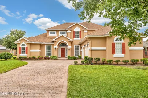 12427 Dewhurst Cir, Jacksonville, FL 32218