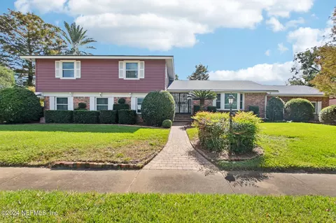 1221 Molokai Rd, Jacksonville, FL 32216