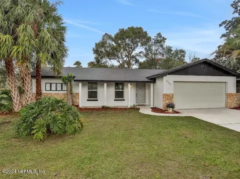 8245 Ireland Dr, Jacksonville, FL 32244