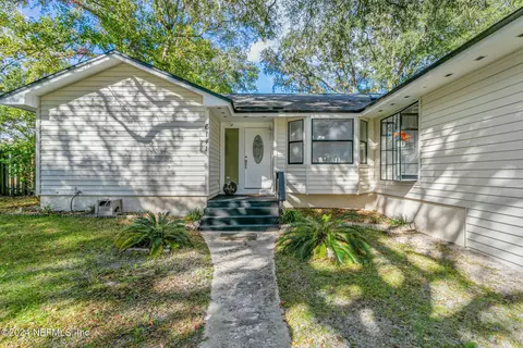 6141 Dawnridge Rd S, Jacksonville, FL 32277