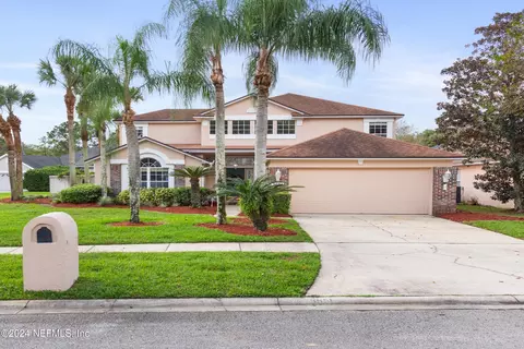 5656 Ribbon Rose Dr, Jacksonville, FL 32258