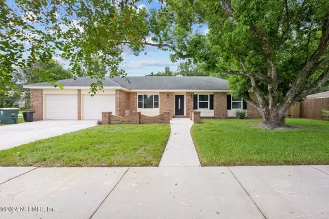 3588 N Ride Dr, Jacksonville, FL 32223