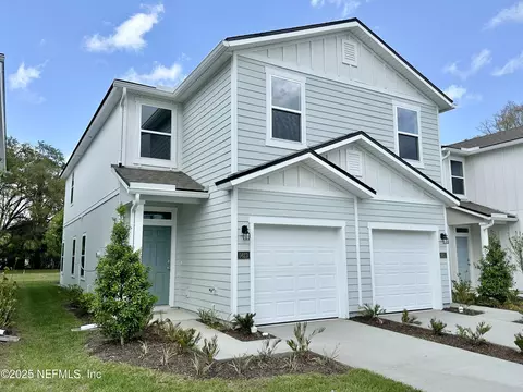 5623 Coppers Edge Ln, Jacksonville, FL 32254