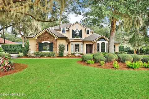 104 Leaning Tree Dr, Saint Augustine, FL 32095