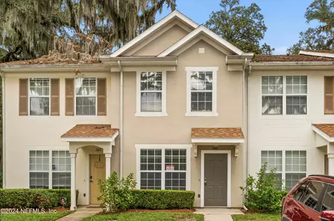 3461 Lone Tree Ln, Jacksonville, FL 32216