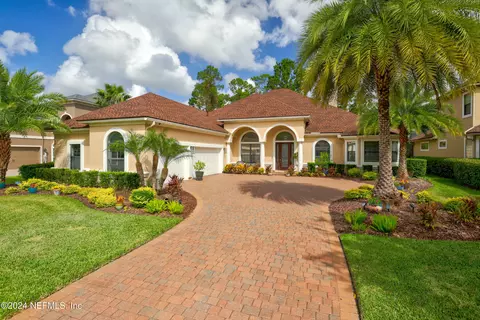 260 St Johns Forest Blvd, Saint Johns, FL 32259