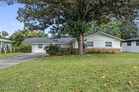 923 Overlook Dr, Jacksonville, FL 32211