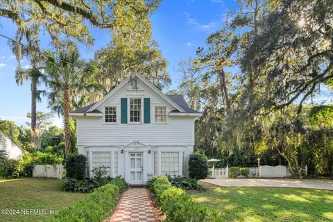 154 Stiles Ave, Orange Park, FL 32073
