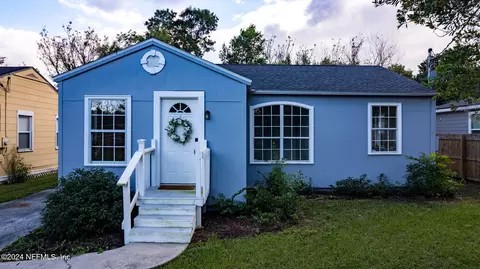 5214 Sunderland Rd, Jacksonville, FL 32210