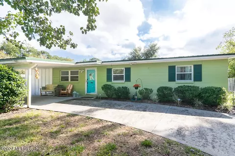 330 Bonnlyn Dr, Orange Park, FL 32073