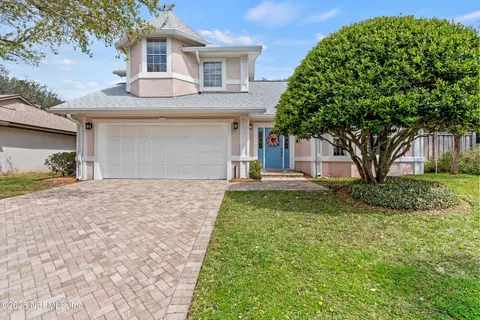 1855 Beachside Ct, Atlantic Beach, FL 32233