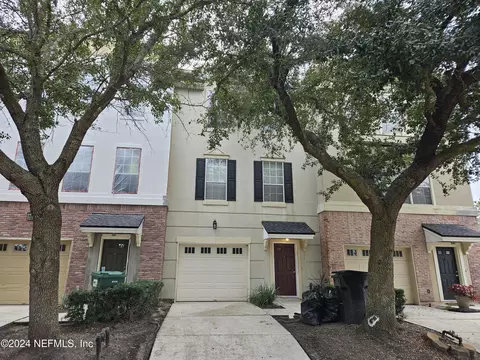 4418 Capital Dome Dr, Jacksonville, FL 32246