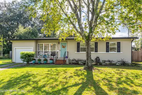 2502 Beth Ct, Jacksonville, FL 32207