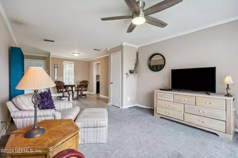 7341 El Ocho Rd #7, Jacksonville, FL 32216