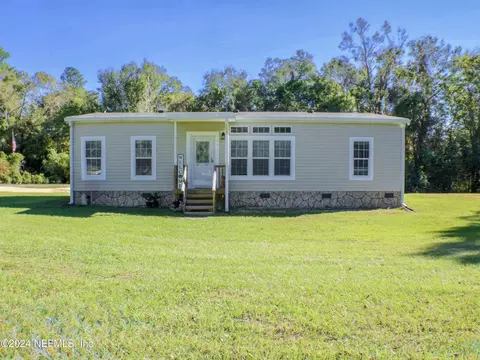 8162 SE 11th Ave, Starke, FL 32091