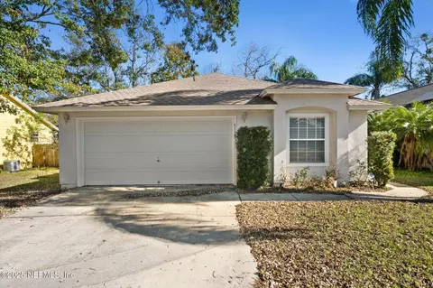 1125 Main St, Atlantic Beach, FL 32233