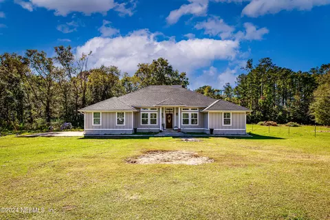 44192 Higginbotham Dr, Callahan, FL 32011