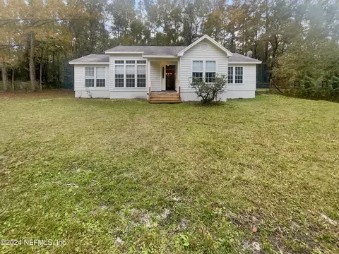 55109 White Oaks Pl, Callahan, FL 32011