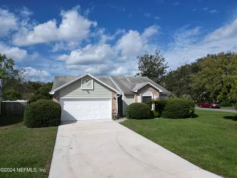 648 Purcell Dr, Jacksonville, FL 32221