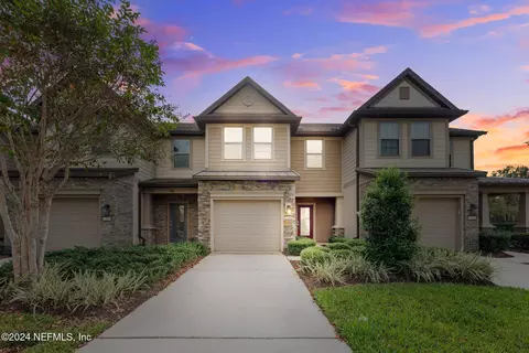 7004 Berrybrook Dr, Jacksonville, FL 32258
