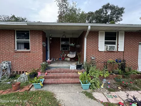 8345 Calento St, Jacksonville, FL 32211