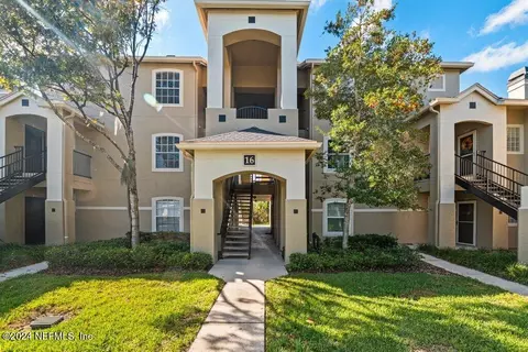 1701 The Greens Way #1631, Jacksonville Beach, FL 32250