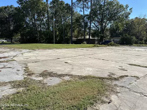 225 Us-301 S, Baldwin, FL 32234
