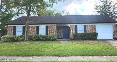 8150 Spring Lake Rd N, Jacksonville, FL 32210