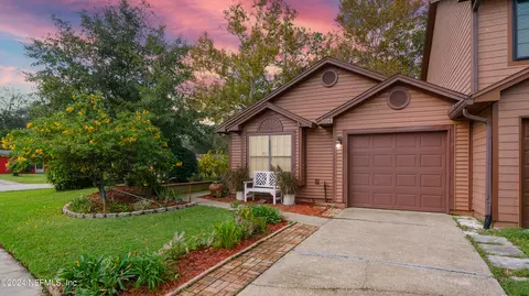 3071 Falconer Dr, Jacksonville, FL 32223