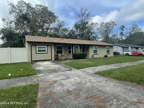 4320 Matador Dr, Jacksonville, FL 32210