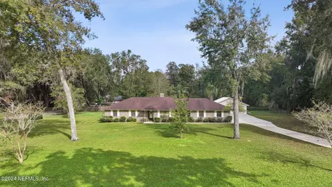 14797 Compass Dr, Jacksonville, FL 32226