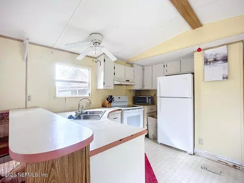 133 Mullis Ave, Interlachen, FL 32148 photo 39