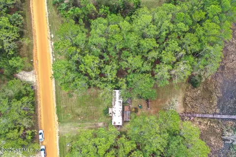 133 Mullis Ave, Interlachen, FL 32148 photo 9